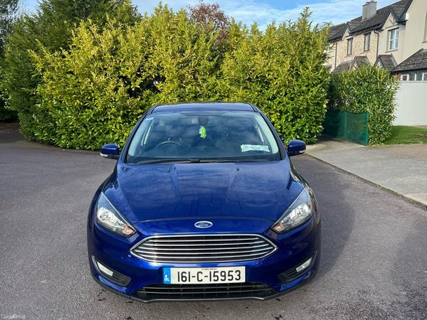 Ford Focus Hatchback, Petrol, 2016, Blue