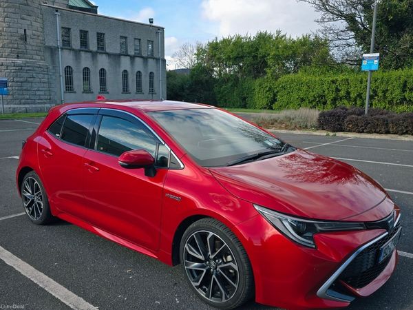 Toyota Corolla Hatchback, Petrol Hybrid, 2019, Red
