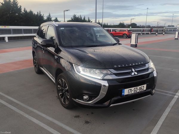 Mitsubishi Outlander SUV, Petrol Plug-in Hybrid, 2017, Black