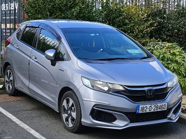 Honda Fit Hatchback, Petrol Hybrid, 2018, Silver
