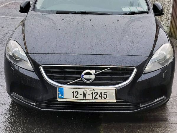Volvo V40 MPV, Diesel, 2012, Black