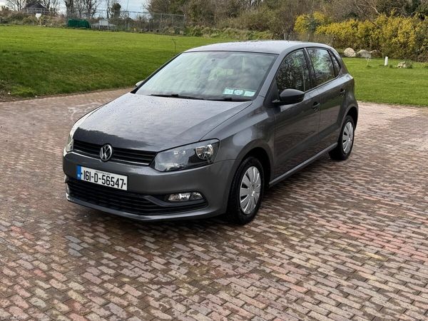 Volkswagen Polo Hatchback, Petrol, 2016, Grey