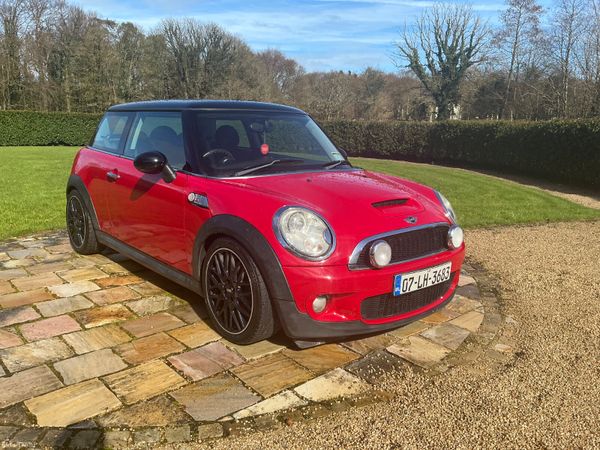 Mini Cooper Hatchback, Petrol, 2007, Red