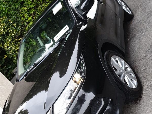 Nissan Qashqai Hatchback, Diesel, 2018, Black