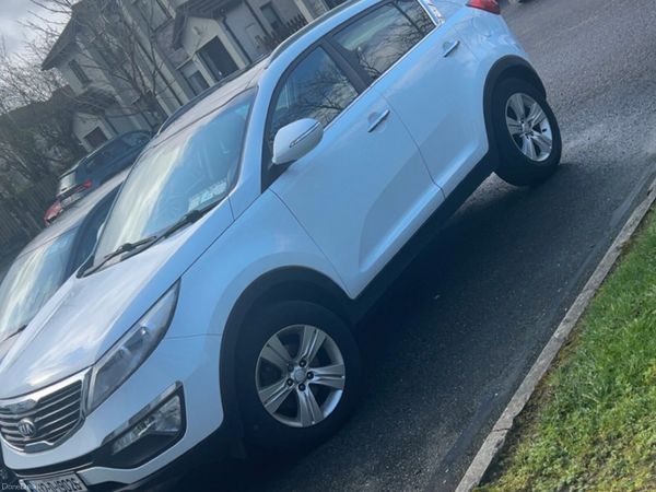 Kia Sportage SUV, Diesel, 2013, White