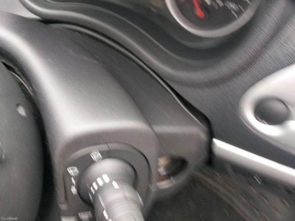 Renault Clio Hatchback, Ethanol Petrol, 2009, Blue