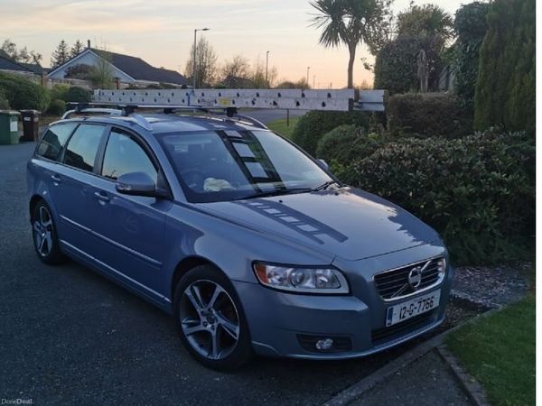 Volvo V50 Estate, Diesel, 2012, Blue