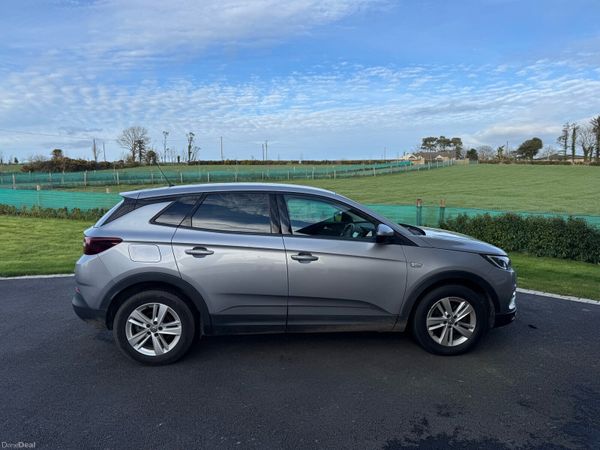 Opel Grandland X SUV, Diesel, 2021, Grey