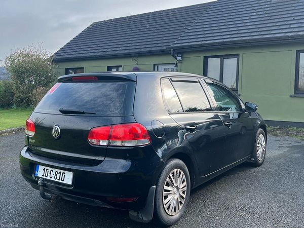 Volkswagen Golf Hatchback, Petrol, 2010, Black