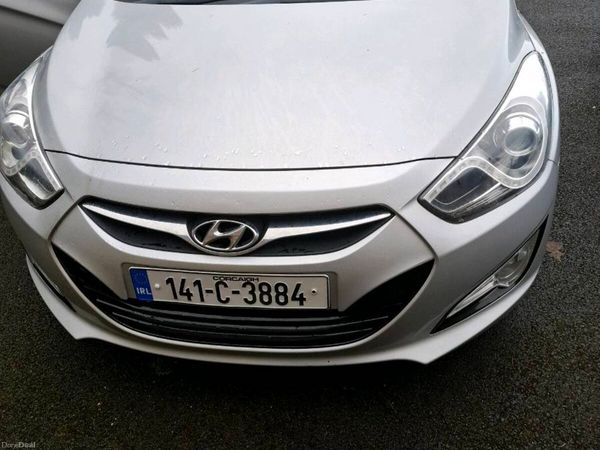 Hyundai i40 Estate/Jeep, Diesel, 2014, Silver