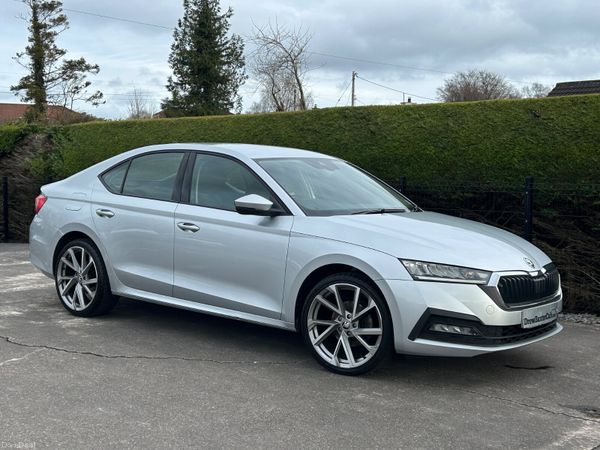 Skoda Octavia Saloon, Diesel, 2022, Silver