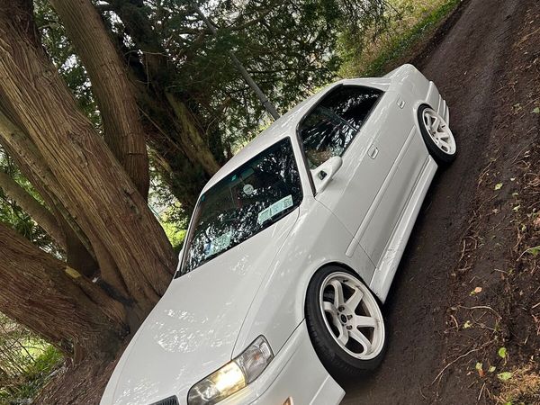 Toyota Chaser Saloon, Petrol, 1999, White