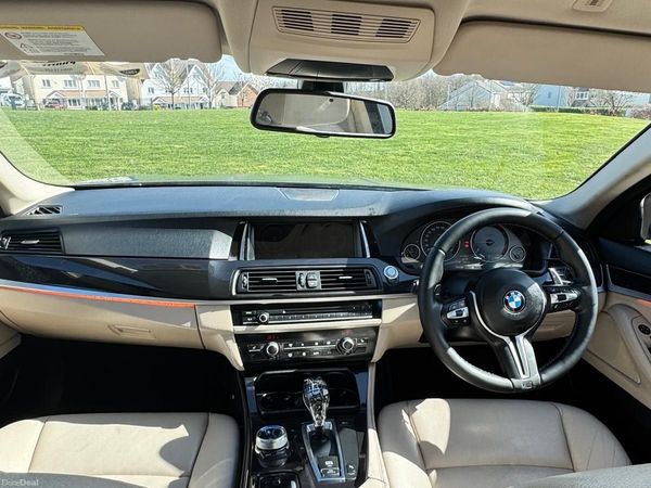 BMW 5-Series Saloon, Diesel, 2011, Silver