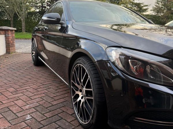 Mercedes-Benz C-Class Saloon, Diesel, 2015, Black