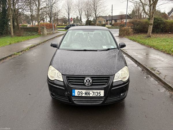 Volkswagen Polo Hatchback, Petrol, 2009, Black