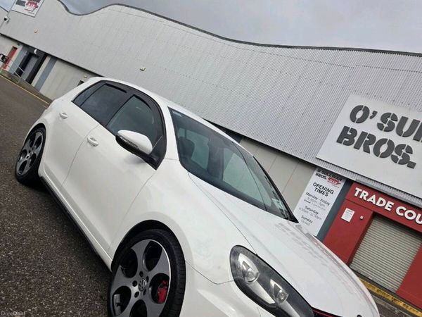 Volkswagen Golf Hatchback, Petrol, 2013, White