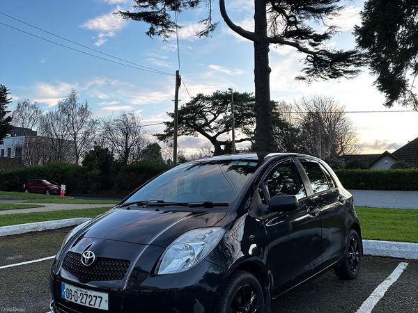 Toyota Yaris Hatchback, Petrol, 2006, Black
