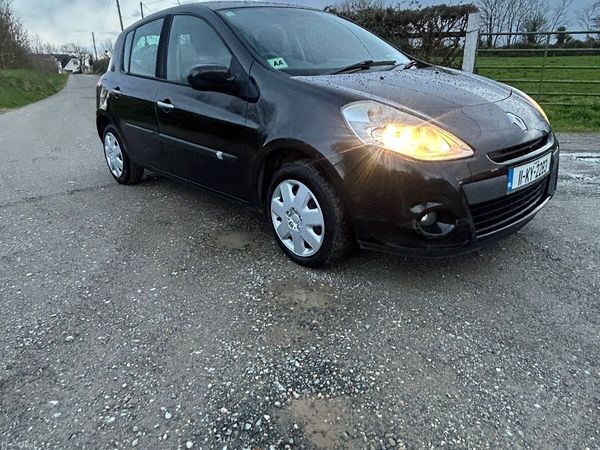 Renault Clio Hatchback, Ethanol Petrol, 2011, Black