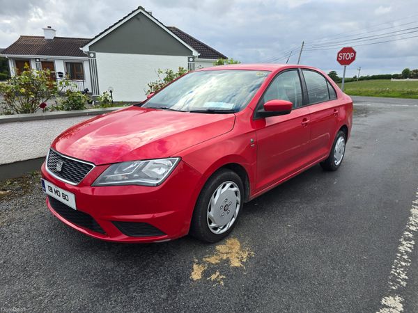 SEAT Toledo Saloon, Diesel, 2013, Red