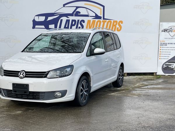 Volkswagen Tiguan MPV, Petrol, 2015, White