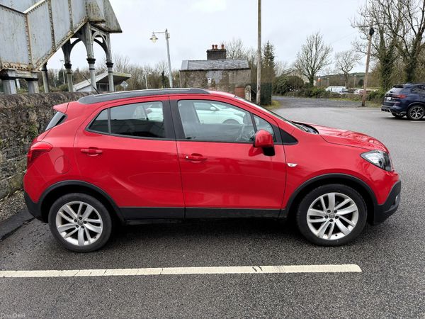 Vauxhall Mokka Hatchback, Diesel, 2016, Red