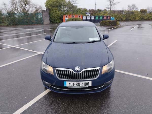 Skoda Superb Hatchback, Diesel, 2015, Blue