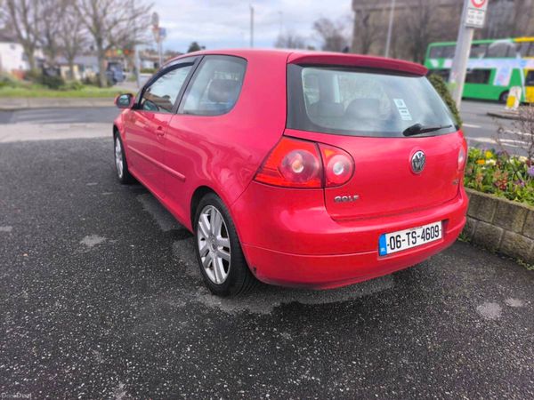 Volkswagen Golf Hatchback, Diesel, 2006, Red