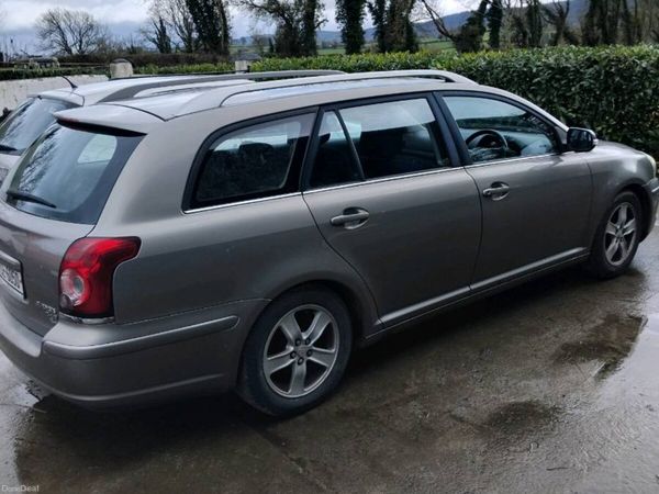 Toyota Avensis Estate, Diesel, 2006, Bronze