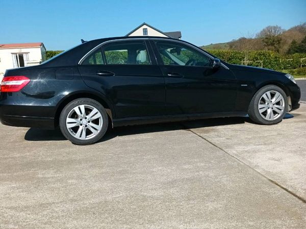 Mercedes-Benz E-Class Saloon, Diesel, 2012, Black