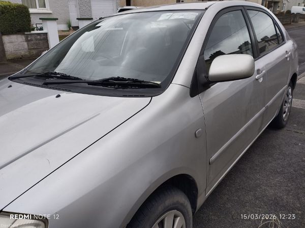 Toyota Corolla Saloon, Petrol, 2005, Silver