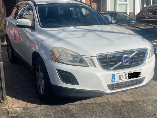 Volvo XC60 SUV, Diesel, 2010, White