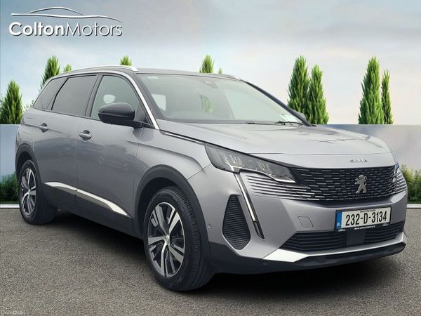 Peugeot 5008 MPV, Diesel, 2023, Grey