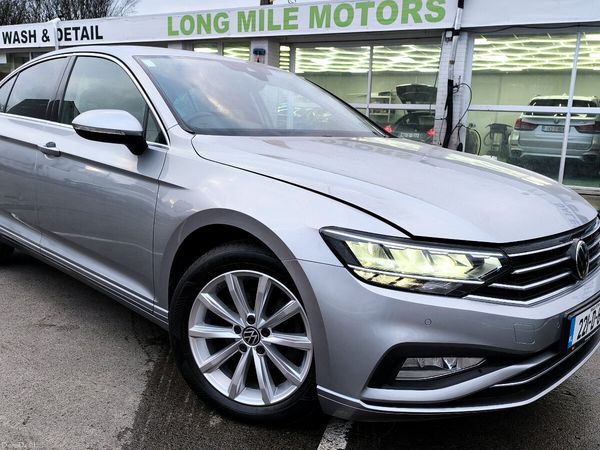 Volkswagen Passat Estate, Petrol, 2016, Silver