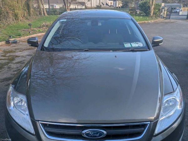 Ford Mondeo Hatchback, Diesel, 2013, Green