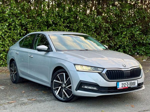 Skoda Octavia Saloon, Petrol Hybrid, 2021, Silver