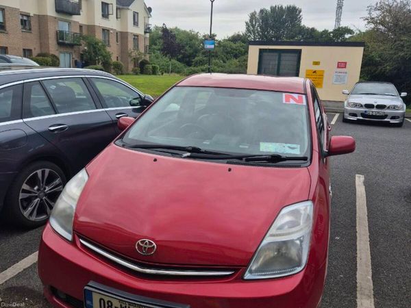 Toyota Prius Hatchback, Petrol Hybrid, 2008, Red