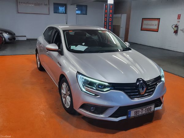 Renault Megane Hatchback, Diesel, 2018, Grey