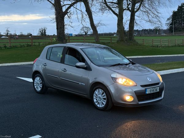 Renault Clio Hatchback, Ethanol Petrol, 2010, Gold