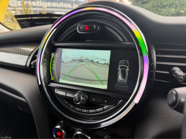 Mini Cooper Hatchback, Diesel, 2016, White