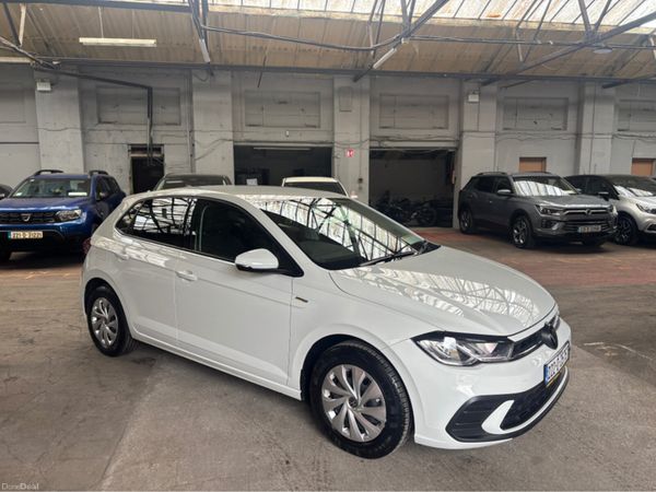Volkswagen Polo Hatchback, Petrol, 2022, White