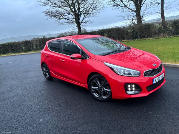 Kia Ceed Hatchback, Diesel, 2016, Red