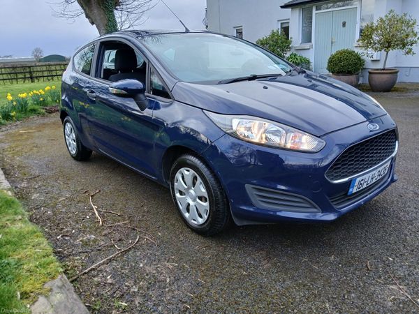 Ford Fiesta Hatchback, Petrol, 2016, Blue