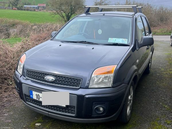 Ford Fusion Hatchback, Diesel, 2010, Silver