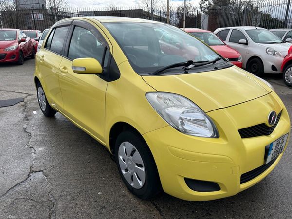 Toyota Vitz Hatchback, Petrol, 2009, Yellow