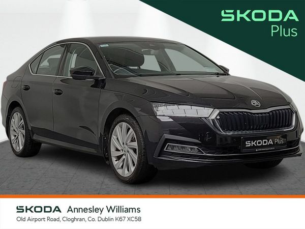 Skoda Octavia Saloon, Petrol, 2023, Black
