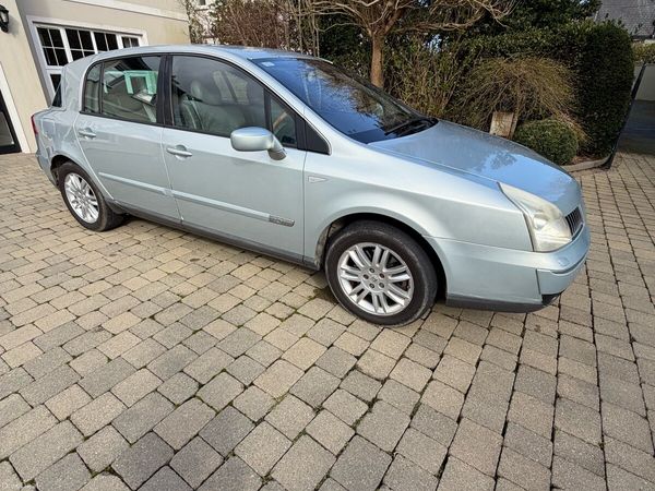 Renault Vel Satis Hatchback, Petrol, 2004, Silver