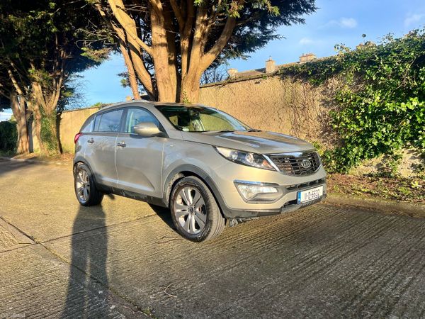 Kia Sportage SUV, Diesel, 2011, Silver