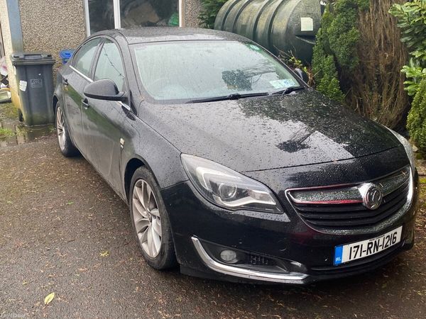 Vauxhall Insignia Hatchback, Petrol, 2017, Black
