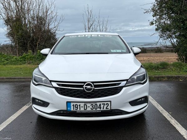 Opel Astra Hatchback, Diesel, 2019, White