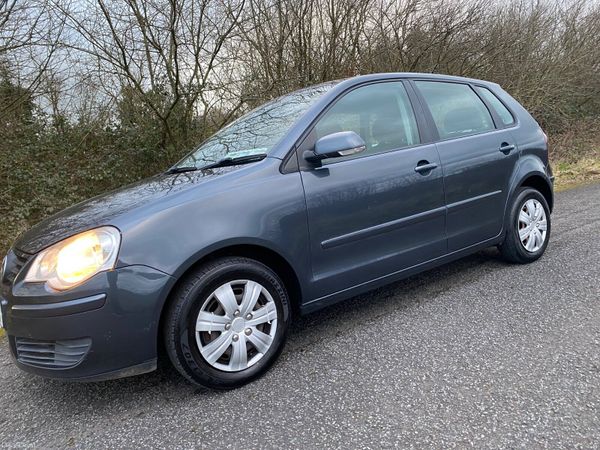 Volkswagen Polo Hatchback, Petrol, 2007, Grey